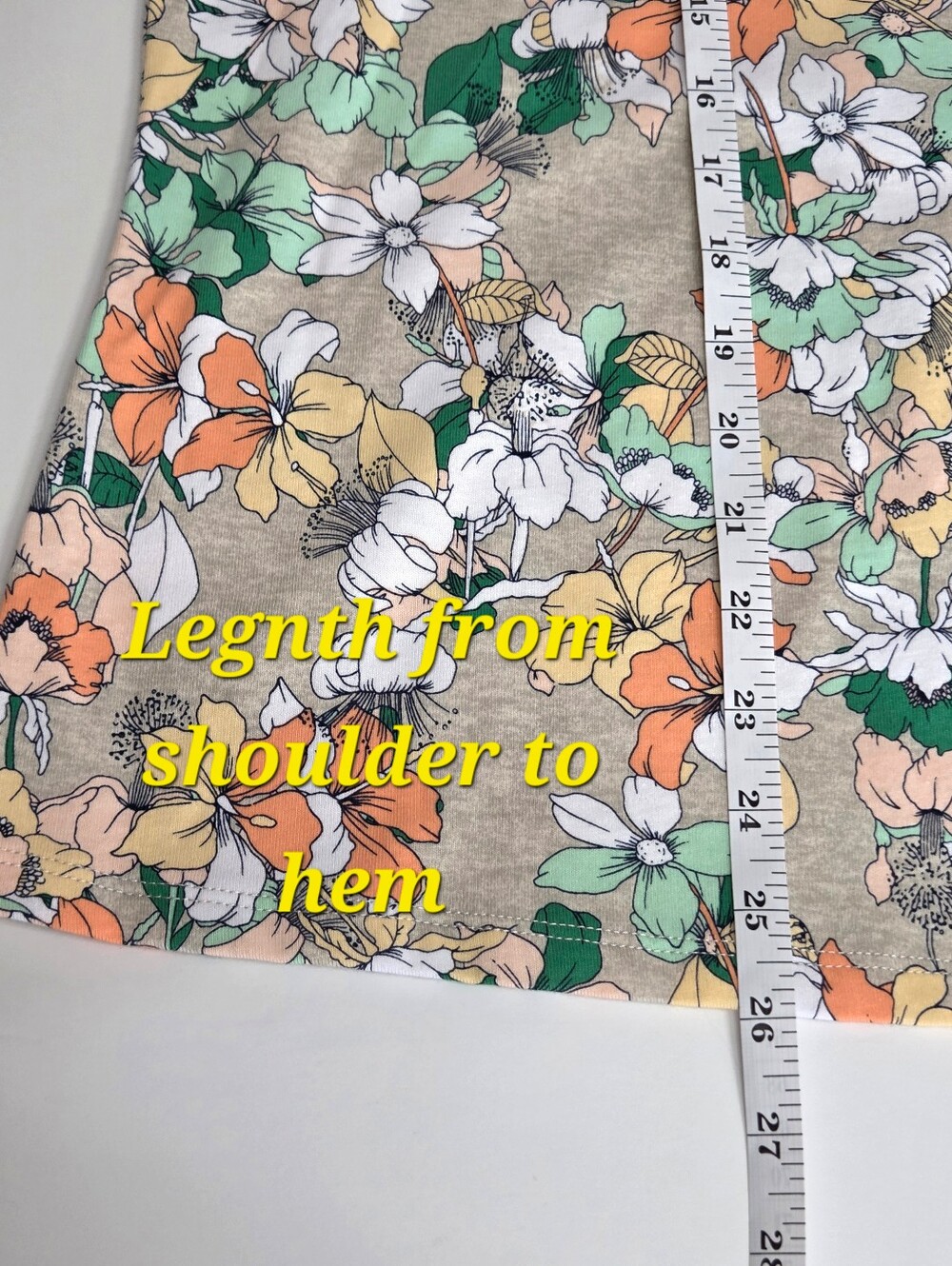 Liz Claiborne Floral Short Sleeve Tee in Beige, Orange & Green - Picture 6 of 9